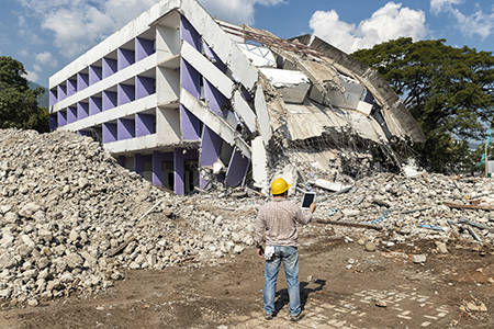 Derribos industriales en Colmenar Viejo